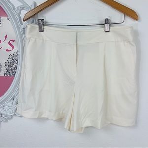 Ann Taylor / Cream Flowy Dress Short